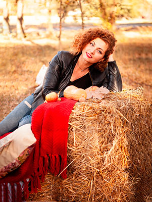 Russia bride  Elena 43 y.o. from Feodosia, ID 93652